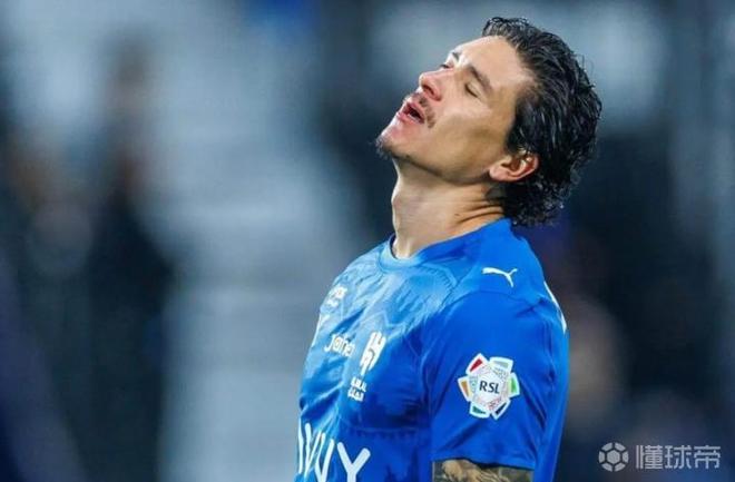 官方:努涅斯未参加亚冠赛后瞬采和发布会,被罚款2万美元