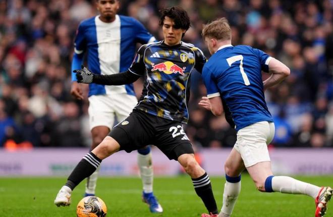 德天空：沙尔克04有意引进田中碧，球员本人希望留在英格兰