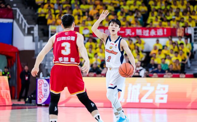 唏嘘！以为是争冠基石，没想到比张皓嘉还差，粤迷：营销该戳破了