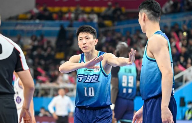 收官战拯救广东球队！37岁老将狂砍18分7助，亲手送前东家出局