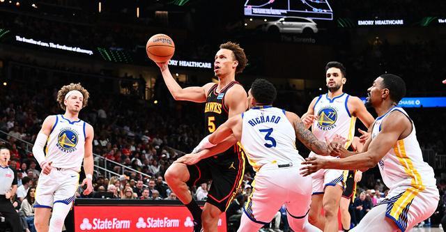 丹尼尔斯28+7CJ23+5 老鹰送勇士三连败