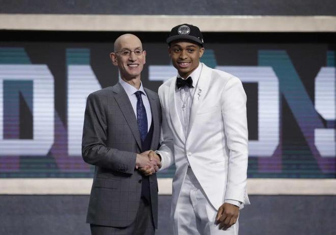 给文班剃头的马刺DJ,成为NBA最佳第六人