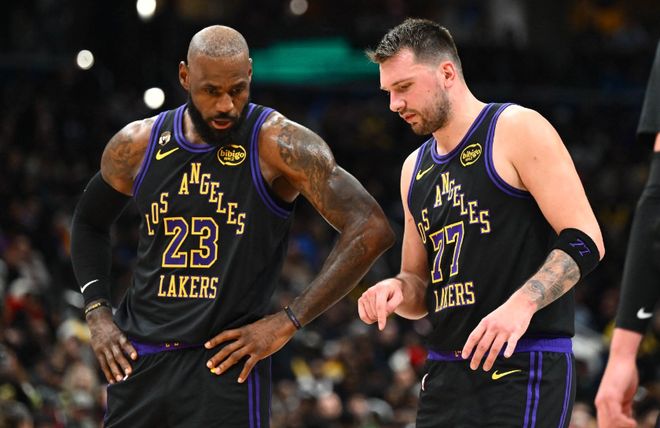 东契奇惊人数据:最后时刻关键球0出手 与老詹同场输82分全队最差