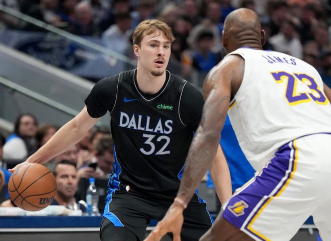 老詹带伤空砍30分9板15助,湖人不敌独行侠!弗拉格轰45分破纪录