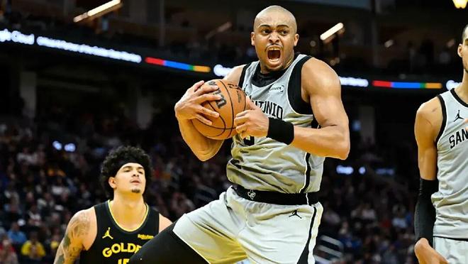 给文班剃头的马刺DJ,成为NBA最佳第六人