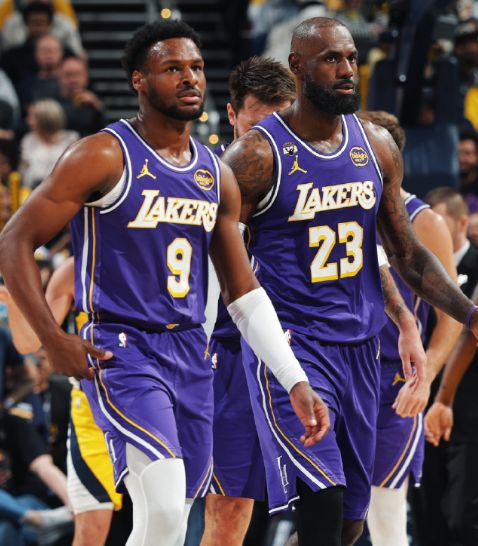 湖人已有冠军潜质?15场比赛13胜2负,全队已进化完成!