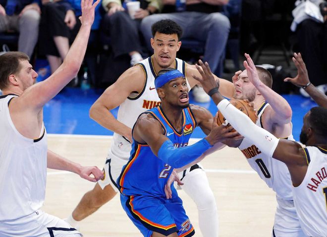 悬念不大了!三位超巨退出竞争,小卡或进一阵,赛季最佳阵容圈定