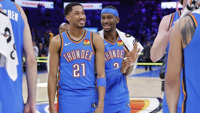 牛,雷霆队继续创造NBA历史,他们以30分以上的分差取得三连胜