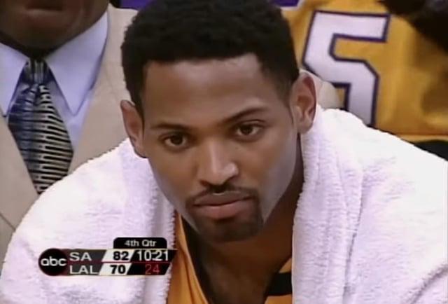 霍里0-18三分后投敌，湖人0.4秒被反杀