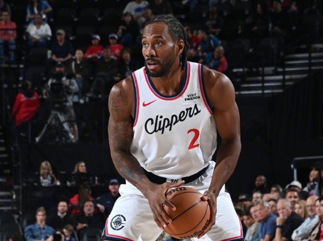 送勇士锁定第十!快船力克独行侠小卡34分创纪录 弗拉格25+9