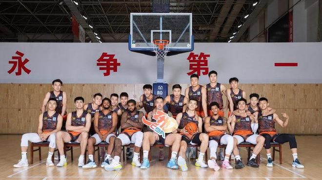 会是第一个吃螃蟹的吗？山东男篮针对归化球员表态，透露积极信号