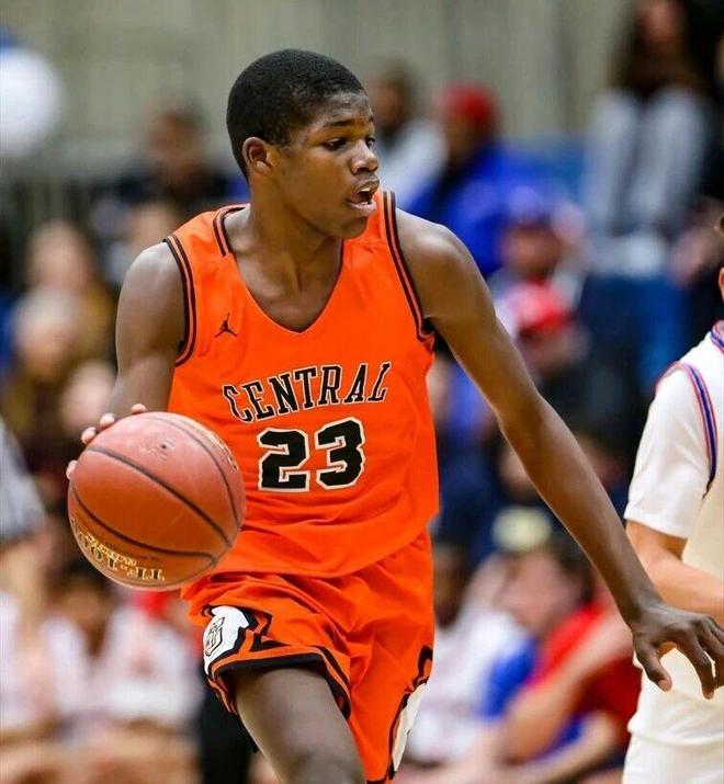 開拓者的11號簽，變成了灰熊未來核心？