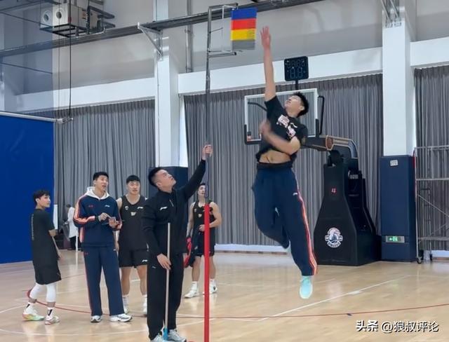 期待新赛季！崔永熙CBA体测全场冲刺跑成绩与徐杰接近 深蹲拿满分