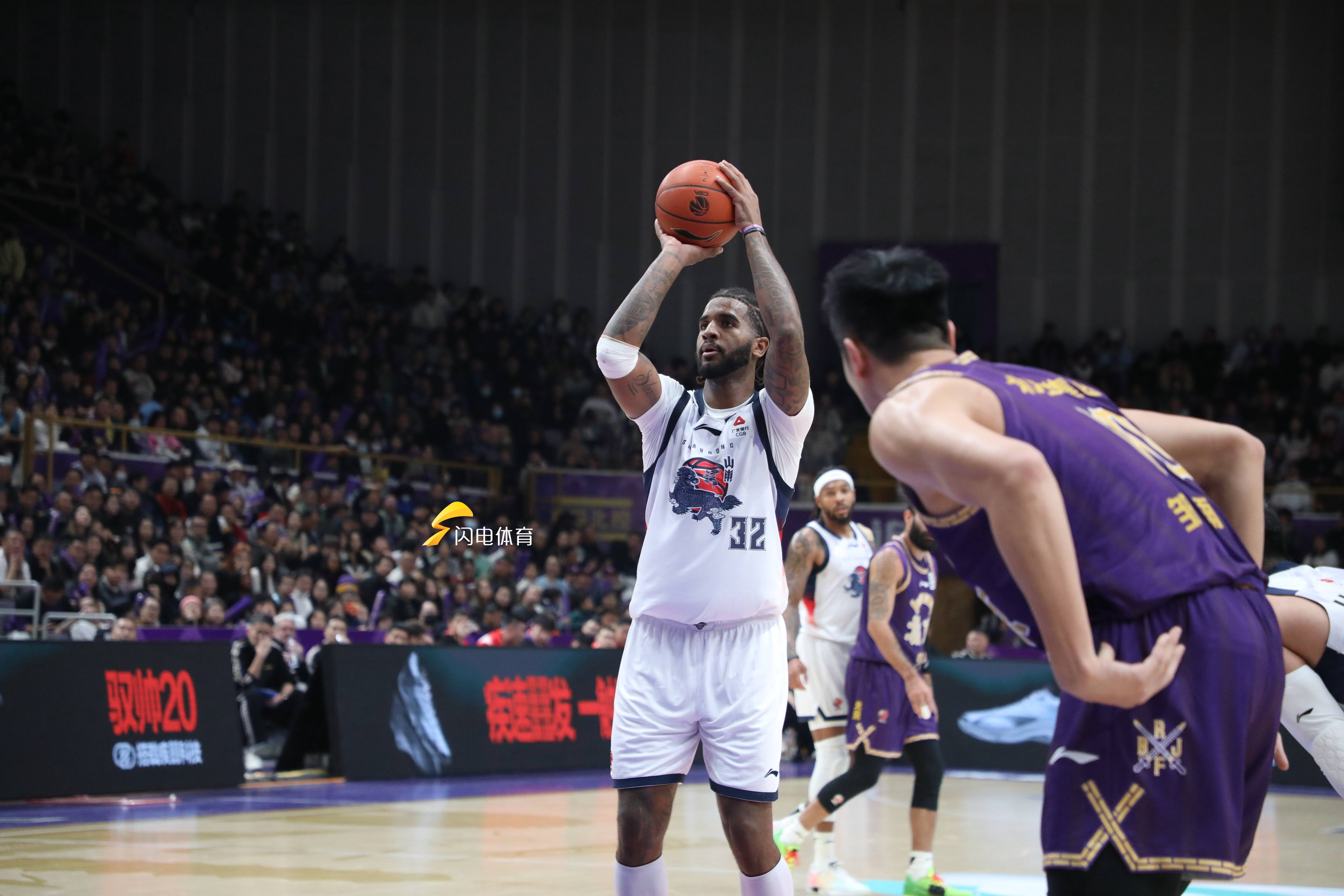 鏖战至最后一秒！山东高速男篮惜败北控，遭遇“开门黑”