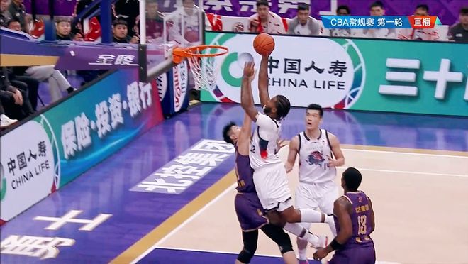 爆砍36分！1人擊垮山東，CBA第1戰(zhàn)：陳林堅(jiān)真強(qiáng)，鮑威爾坑苦邱彪