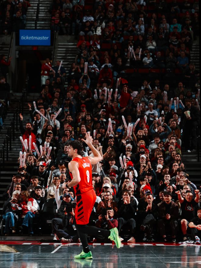 杨瀚森1篮板开拓者杯赛不敌马刺，福克斯37+6+8阿夫迪亚37+6+8