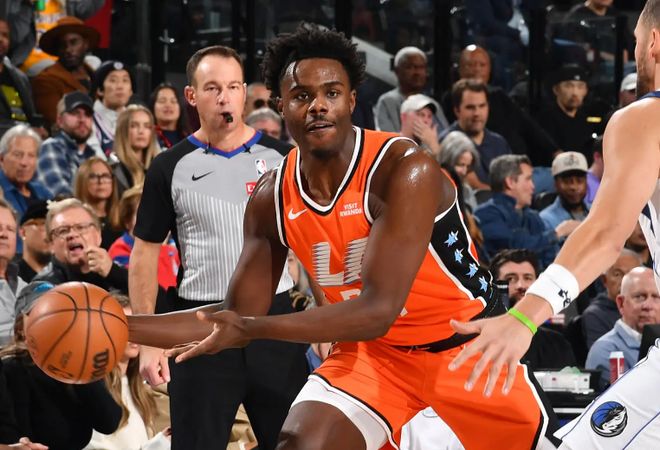 还债罢了！之前快船欠好好使用他，现在也没有步伐指望他了？