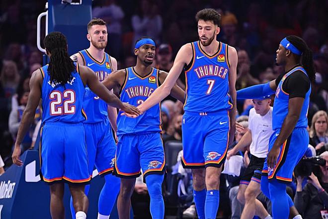 面對(duì)快船攻防兩端都無(wú)法找到狀態(tài)！雷霆外線大閘的情況令人擔(dān)心？