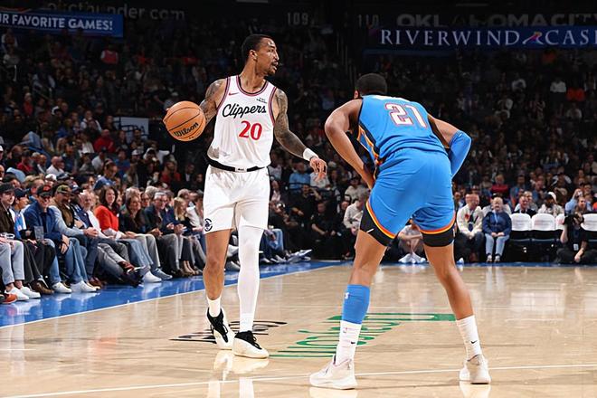 锋线新援表现好像也没有那么糟糕啊，快船这是大环境的问题啊？