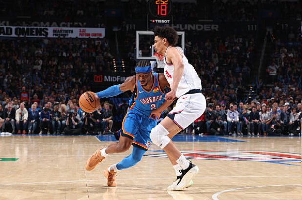 快船7大扎心数据：单场29次失误创联盟之最+本季第4次失误丢30+分