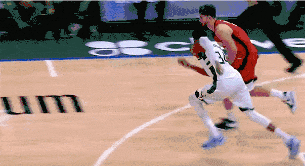 14分逆轉(zhuǎn) 申京把字母過個干凈！