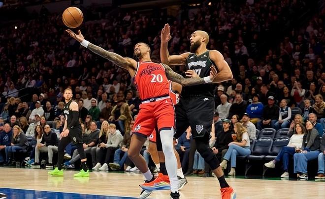 慘遭18分逆轉，快船下半場崩盤！哈登34+8盡力了，森林狼才是歸宿