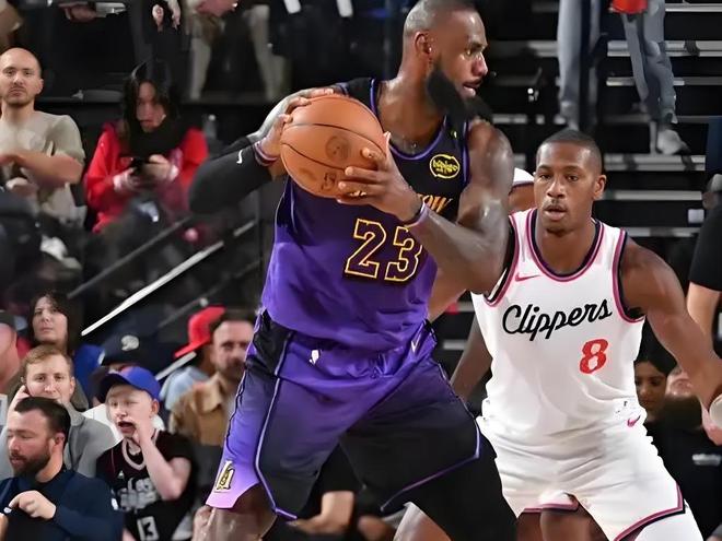 詹姆斯现在打得越来越妖，现在一直这么打下去，湖人能争冠吗？