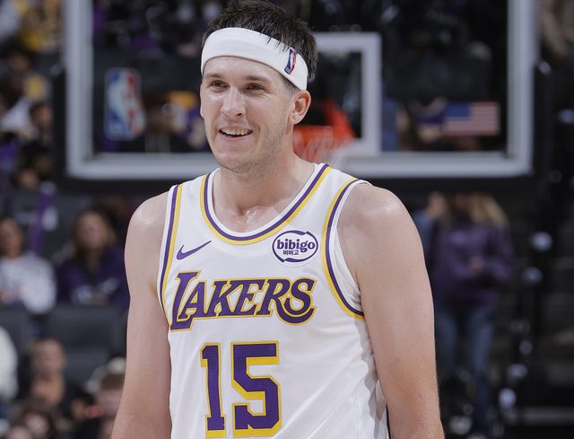 森林狼vs湖人前瞻：森林狼力爭(zhēng)復(fù)仇，里夫斯能否延續(xù)火熱狀態(tài)？