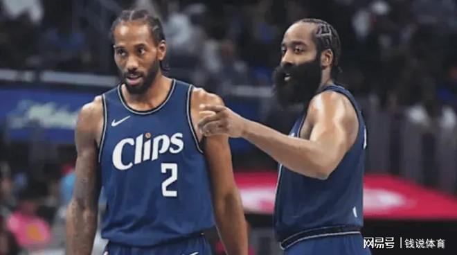 4连败+西部倒数第三，快船被太阳双杀，四大顽疾成冲冠拦路虎