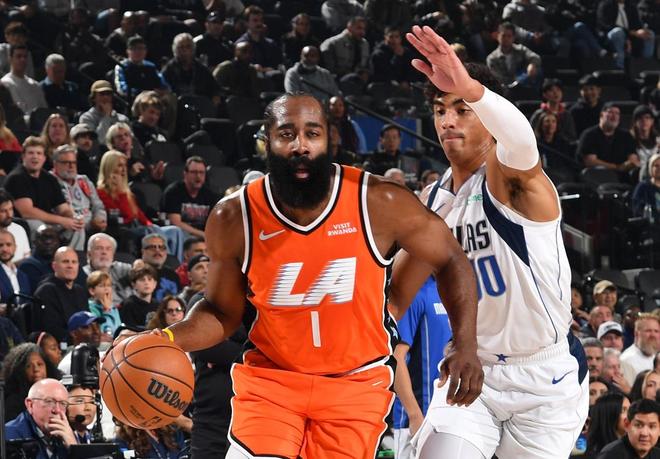 单月输13。】齑15年最差战绩：哈登空砍29+11为雷霆做嫁衣？