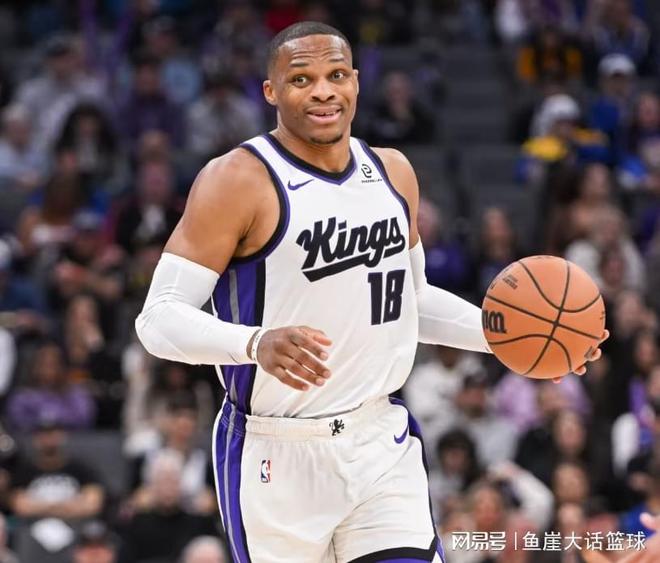 國(guó)王惜??！阿夫迪亞35+5罰球絕殺，威少20+10犯大錯(cuò)，德羅贊33+4