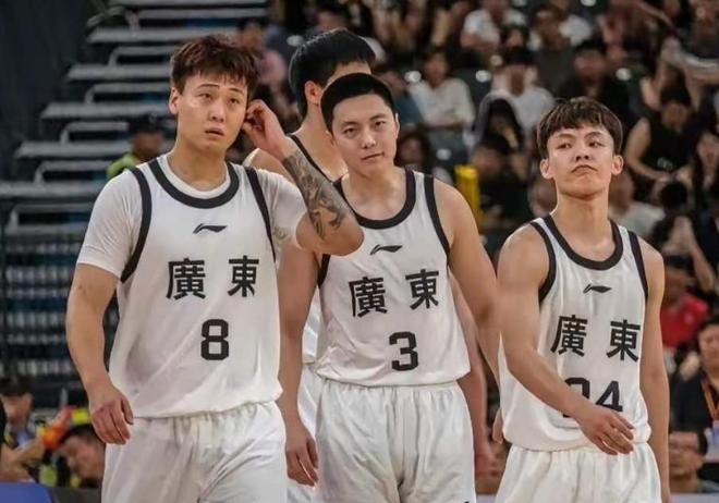 10日19点30分，广东对阵天津、辽宁对阵山东，辽粤基本会师半决赛