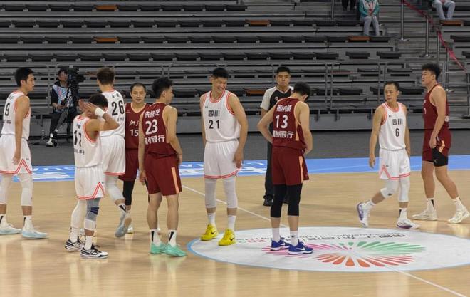 朱俊龙：对面战术我都知道不好意思说，下次还是把我也叫上吧