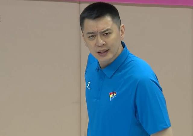 央视直播！男篮收官日：辽蜀争铜，浙粤争金，丁伟能复仇杜锋吗？