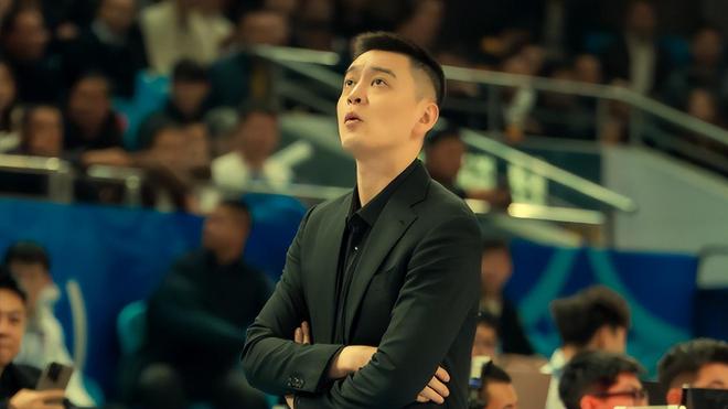 布朗20分，但是奥利弗仅得2分严重拖后腿，辽篮73:84广州提前出局