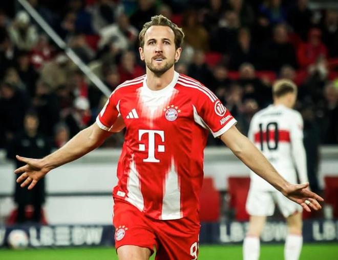 立竿见影，凯恩替补出场30分钟个人戴帽拜仁打进4球