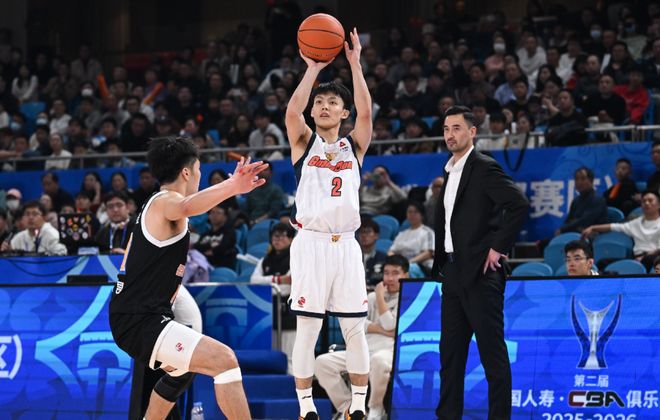 廣東33分大勝合肥，1人卻打出犯罪數據，粵迷怒斥：你是真的奇葩