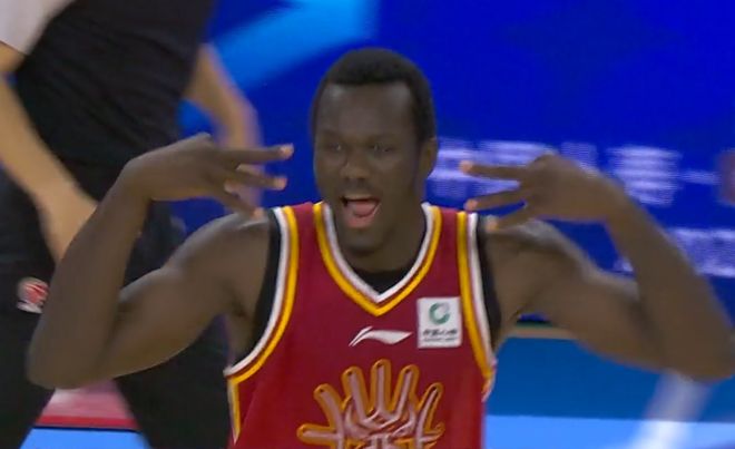 山西力克廣州3連勝晉級CBA杯八強(qiáng) 諾威爾39分陳國豪11+9