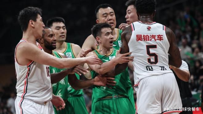 CBA彻底崩溃了？新赛季或全程文字直播：姚明出山都救不了他们？