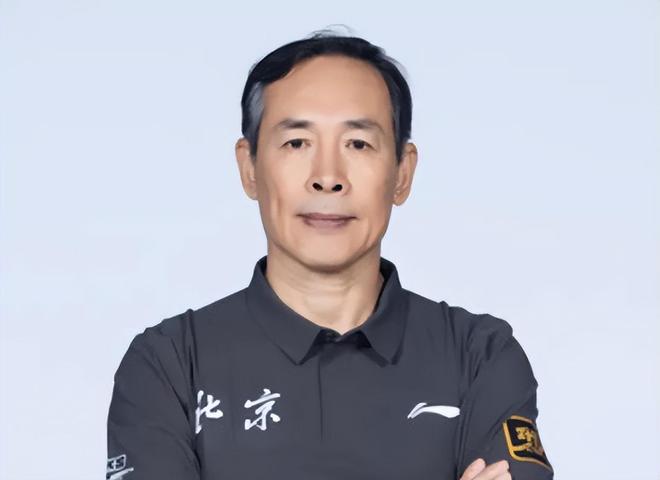 胜江苏发布会！许利民回应赵睿周琦作用，斯佩尔曼认可队友实力！