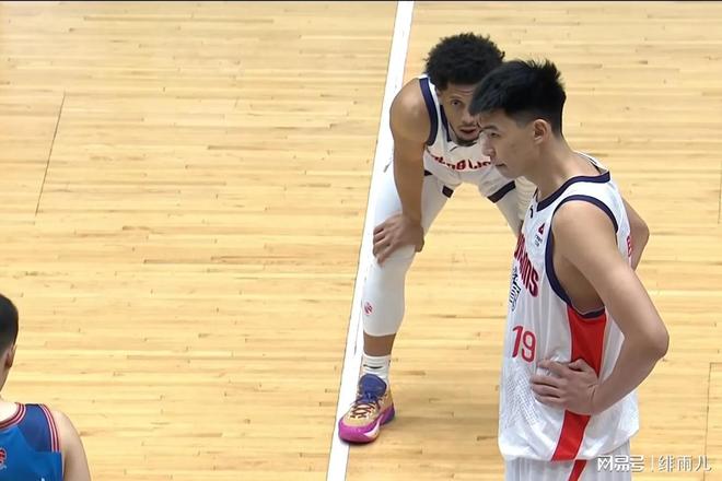 朱芳雨赌对了！广东“内线王炸”打出身价，近20年内天赋最强中锋