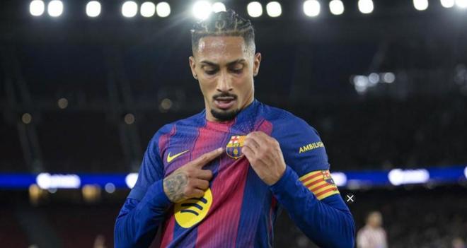 每体：拉菲尼亚向身边人表示，未帮巴萨拿到欧冠自己不会离开