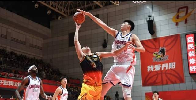 朱芳雨：夏天有五六支隊想要徐昕，讓他去廣州鍛煉以后還回宏遠