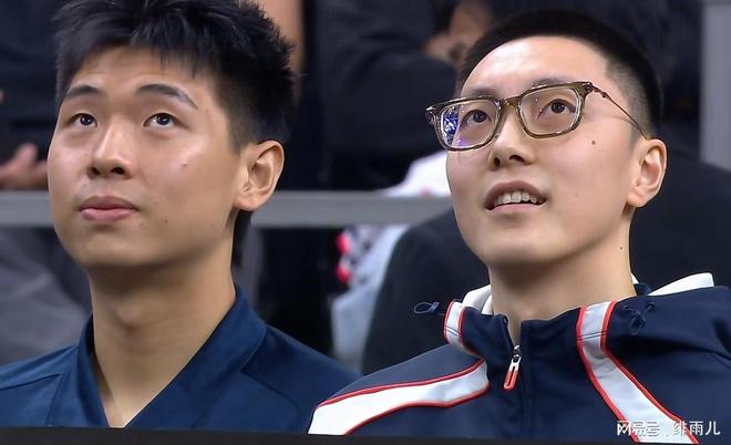 不打了！廣東強力鋒線被曝至少傷停一個月，杜鋒大側(cè)翼慘遭重創(chuàng)！