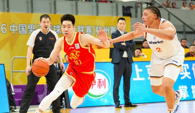 27分新高41分神跡！徐昕生涯之夜，上海被打回原形，前10重新洗牌