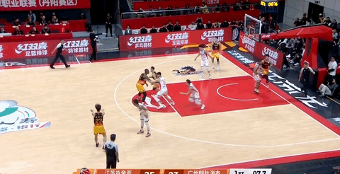 26歲廣西球王，在質(zhì)疑聲中成為本土得分王