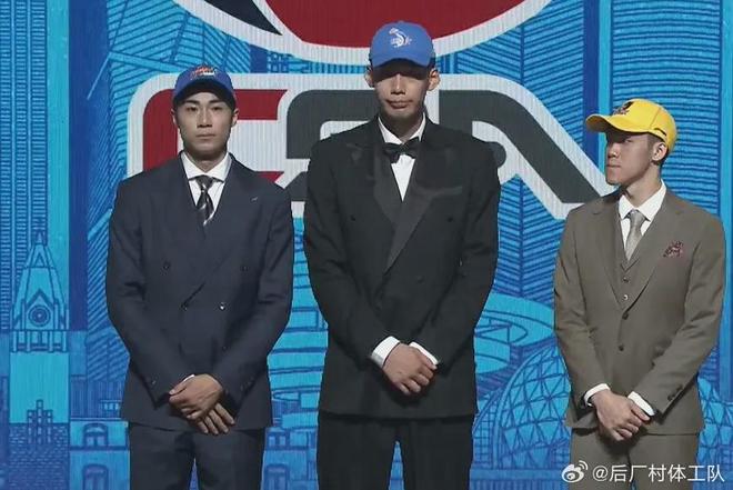 26歲廣西球王，在質(zhì)疑聲中成為本土得分王