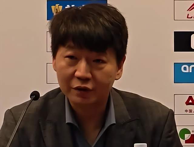 臉都不要了？輸青島后，邱彪?yún)s說(shuō)驕傲，還不讓他下課留著過(guò)年嗎？