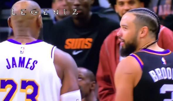 垃圾話對(duì)噴，詹姆斯：別xx沖我扔球！狄龍：你xx就是個(gè)假摔的混蛋