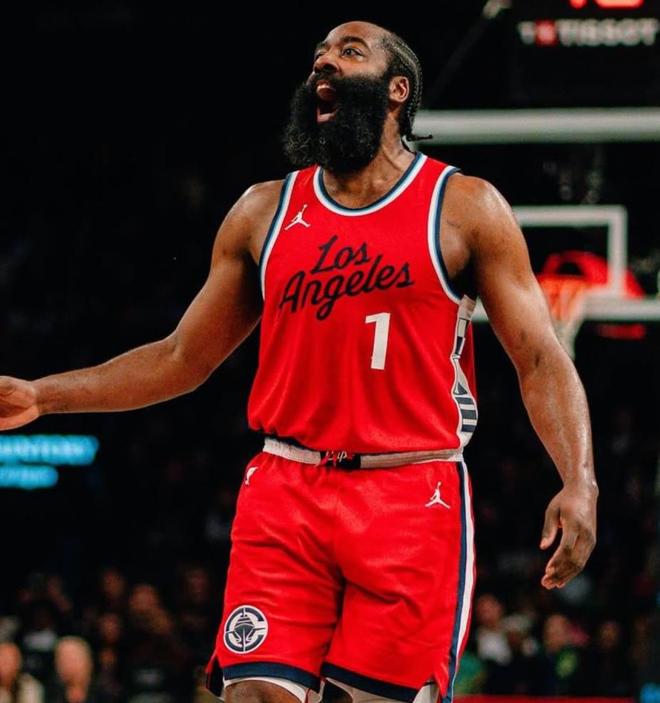 17分领先半节被追平！快船52-52老鹰：数据揭示关键罪人！